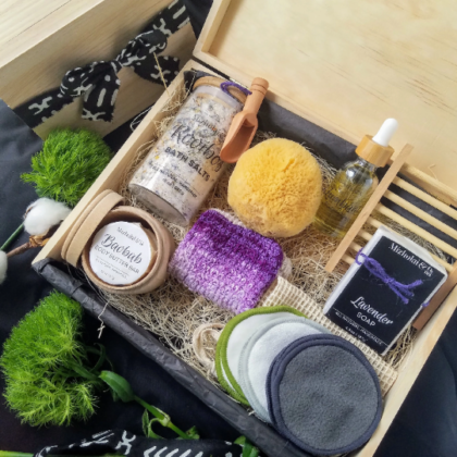 Soak, Cleanse & Moisturize Gift Box